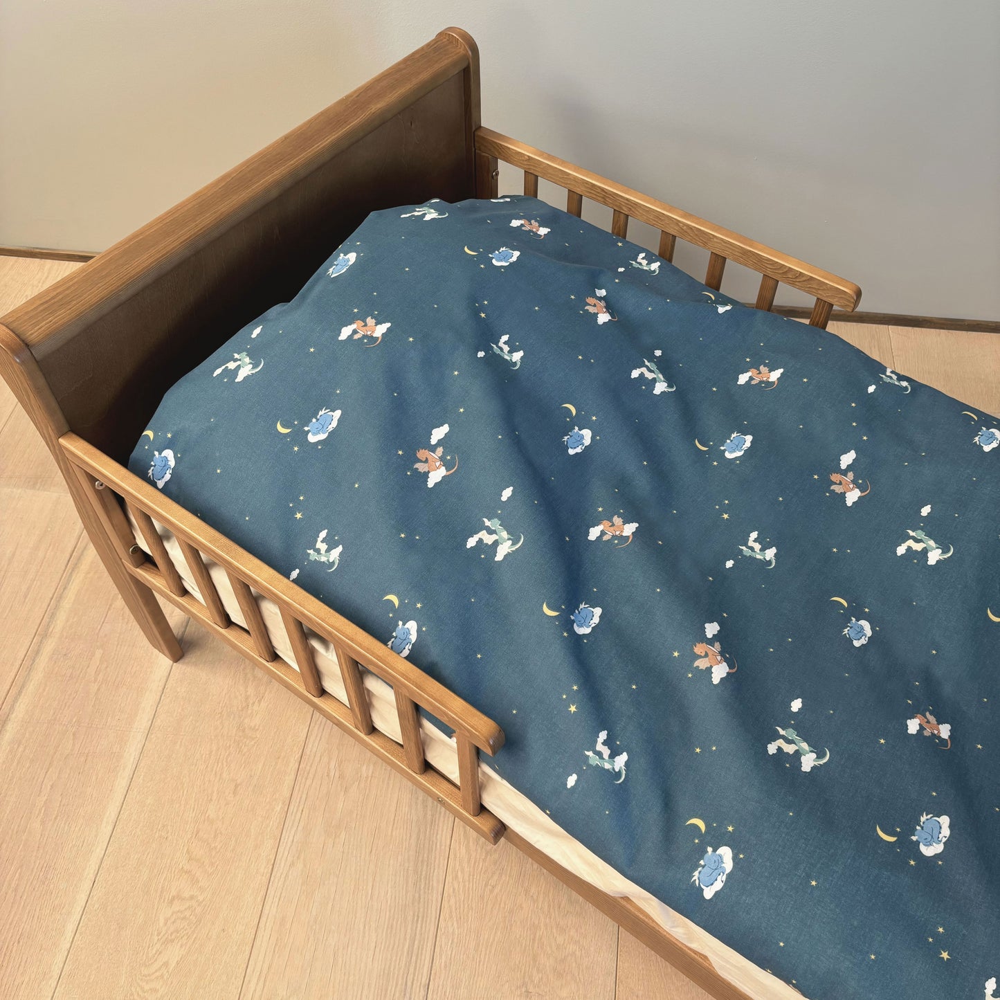 Baby sengesæt - 70x100, 40x45 cm - Dragon Nightsky