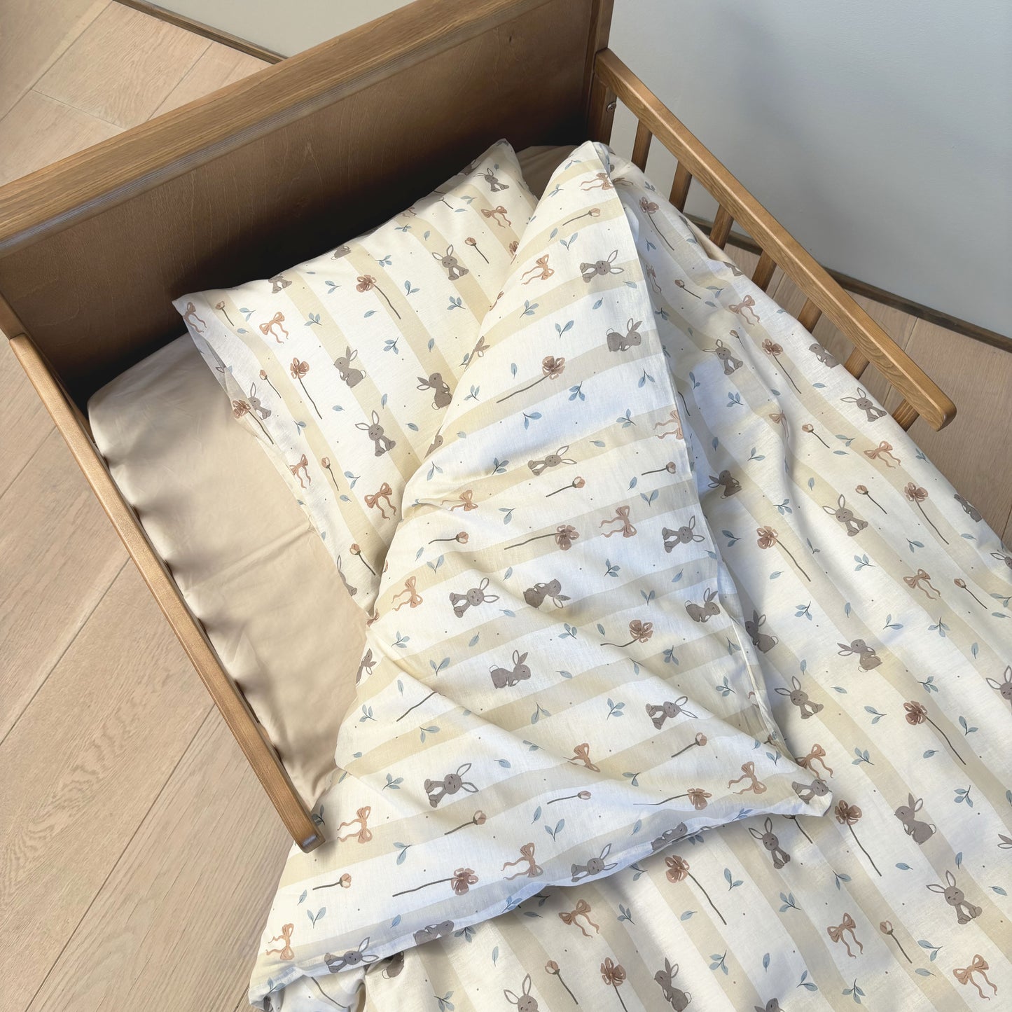 Junior sengesæt - 100x140, 40x45 cm - Flower Bunny